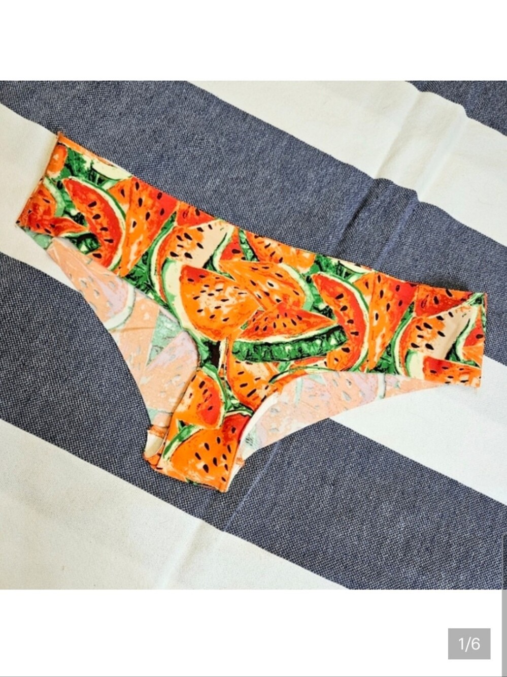 🎉 3 For $15 🎉 Urban Outfitters Out From Under watermelon panty Medium
